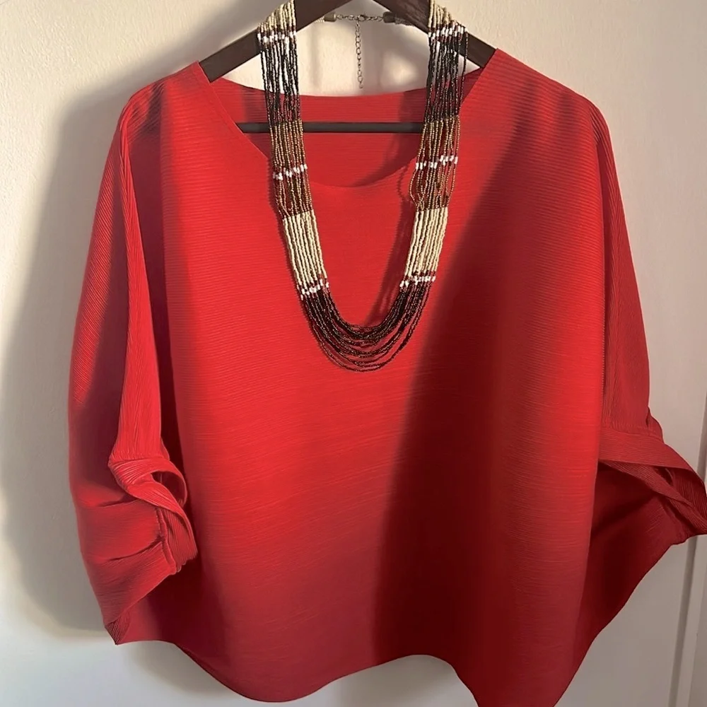 Striking Dolman Sleeve Oversized Stretch Pleated Boho Red Blouse - Picture 1 of 10
